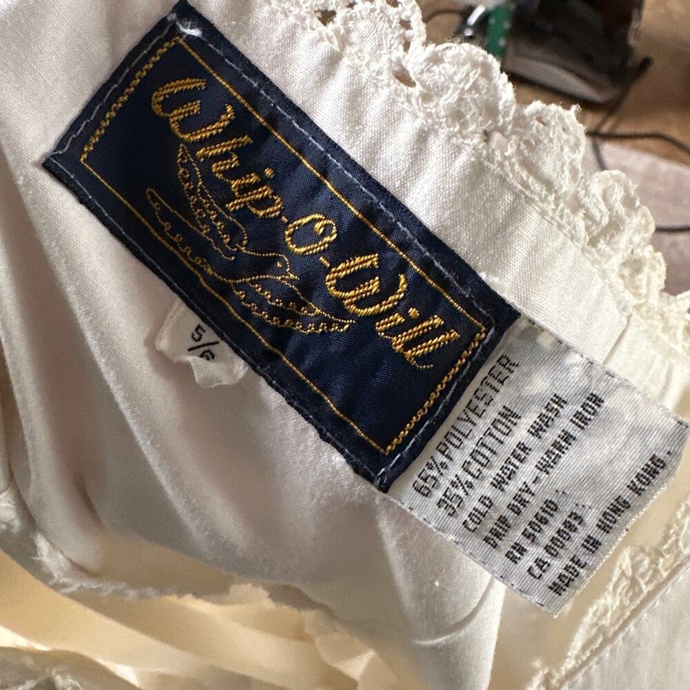 Vintage Cottage Core White Sleeveless Dress Embroidered Flowers Whip-O-Will - Picture 4 of 6